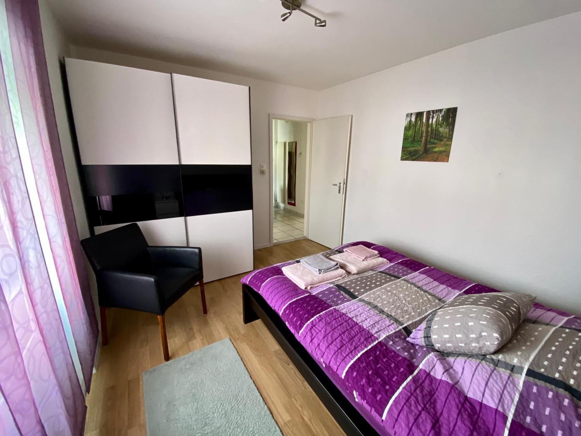 Zentrale 4-zimmer-wohnung In Apartment